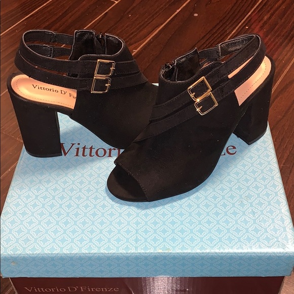 Heels 👠 - Picture 2 of 7